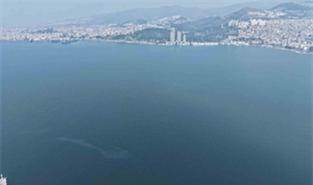 İzmir Körfezi'nde yine dış kaynaklı kirlilik alarmı!