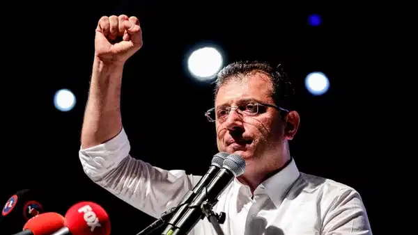 YENİ Parti kuruldu: İmamoğlu'ndan ilk mesaj!